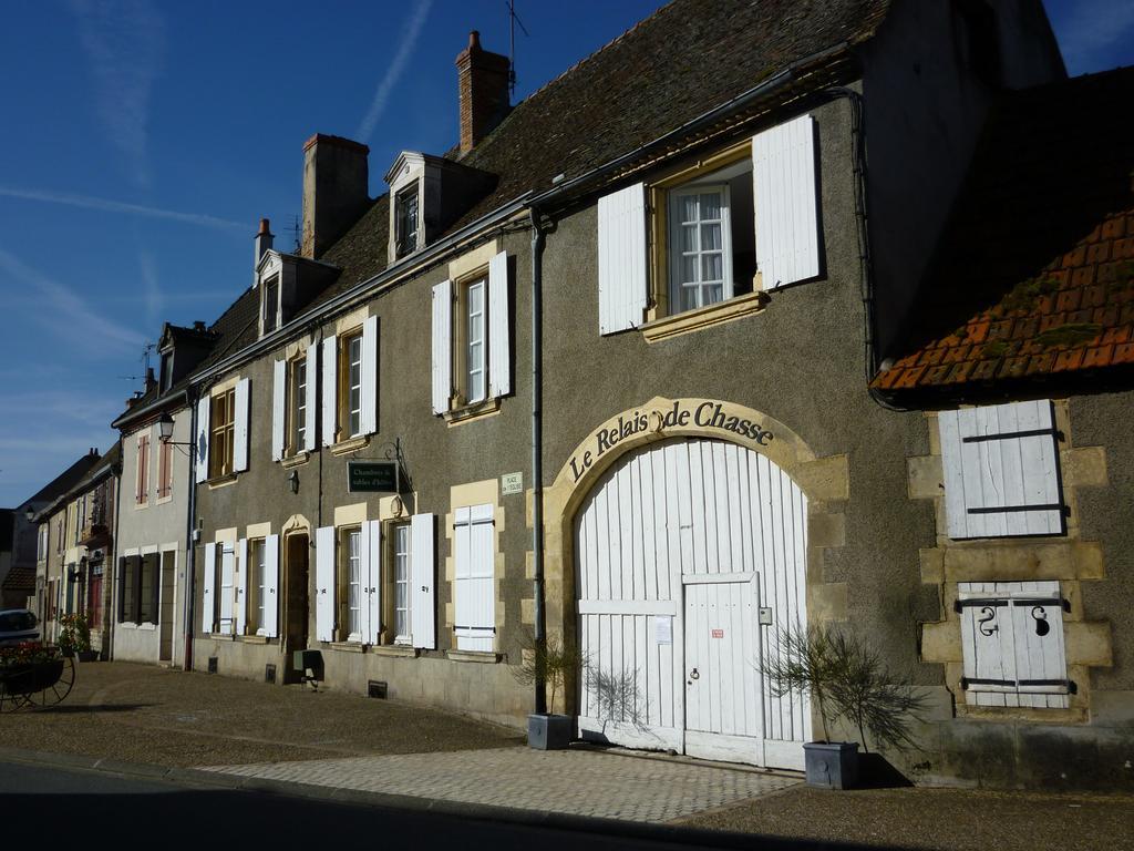 Hotel Le Relais De Chasse Chantenay-Saint-Imbert Exterior foto